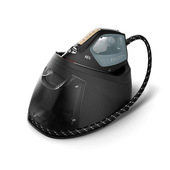 AEG ST8-2-8OG, Ferro Con Caldaia, 2400W, Colpo Di Vapore 460 G/Min, Serbatoio 1,2 L, Piastra In Resilium Per Uno Scorrimento Piu' Rapido E Duraturo, Nero