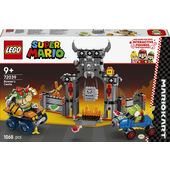 LEGO Super Mario 72039 Mario Kart – Castello di Bowser Giocattolo Interattivo con 2 Macchine e 4 Figure, Regalo Bambini 9+