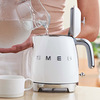 Miniatura prodotto Smeg Mini Bollitore 50's Style – Bianco LUCIDO – KLF05WHEU